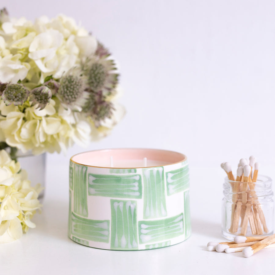 White Tea Lavender Candle in Spruce