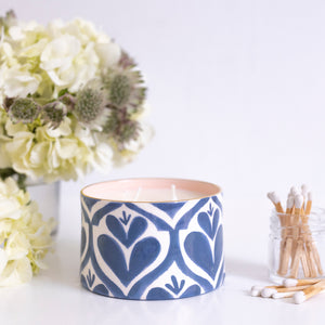 White Tea Lavender Candle in Danish