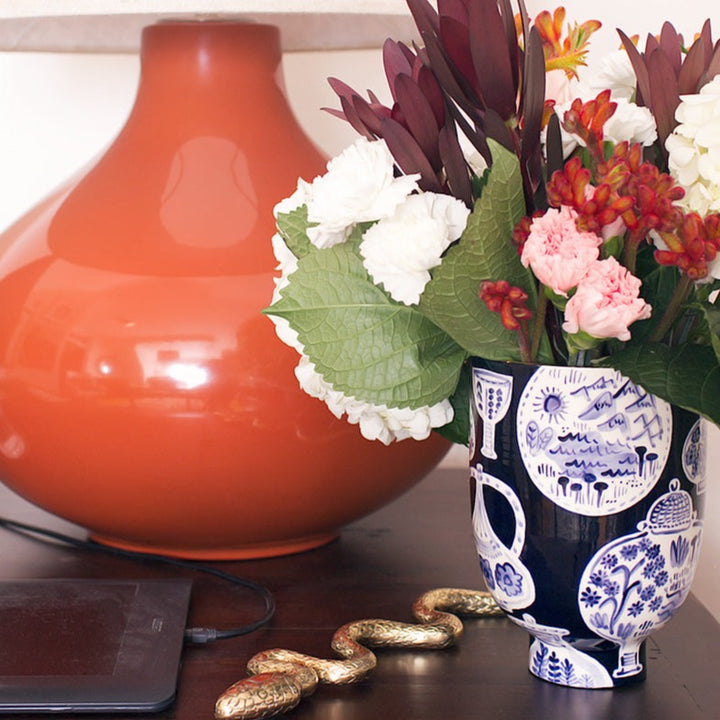 TOYO Next JILL ROSENWALD MIDCENTURY VASE design bouteille pêche rose TOYO Next JILL ROSENWALD MIDCENTURY VASE design bouteille pêche rose