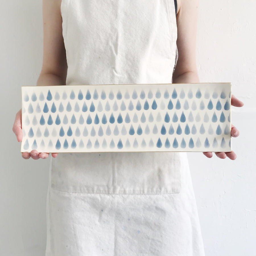 Baguette Tray in Raindrops