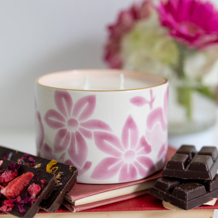 V-Day Candle in Pinkie Swear